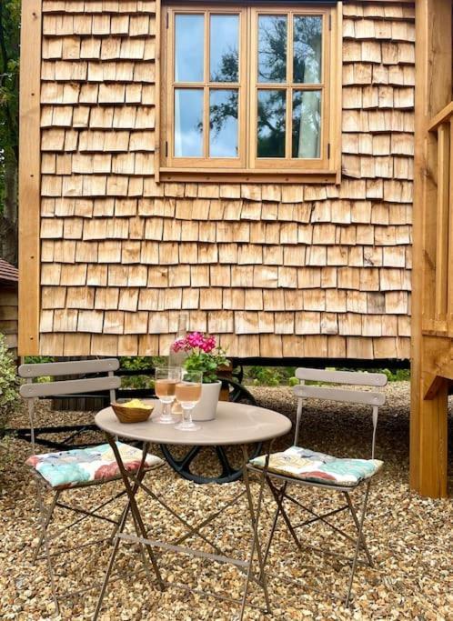 Apartamento The Walnut Wagon In The Heart Of Mells. Frome Exterior foto